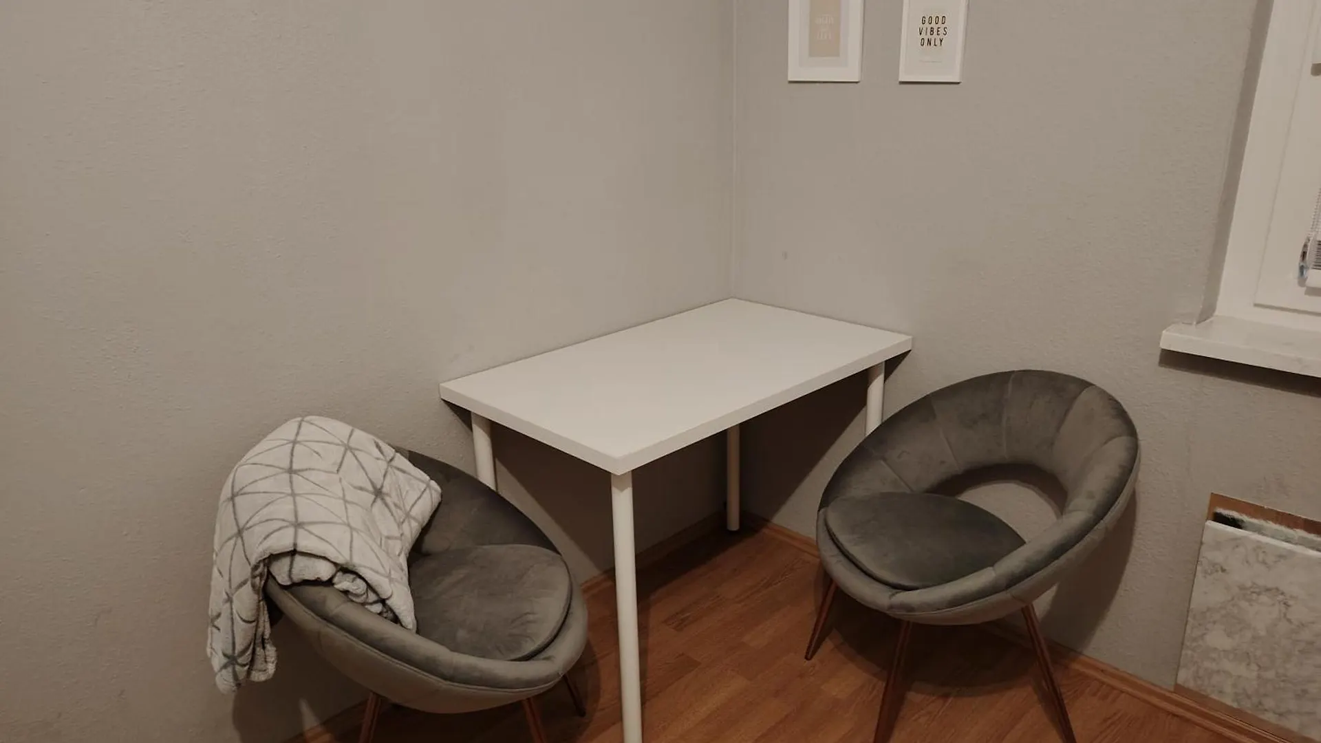 Geraeumige 4 Zimmer Wohnung Mit Balkon Altendorf  0*, Altendorf (Upper Franconia) Germany